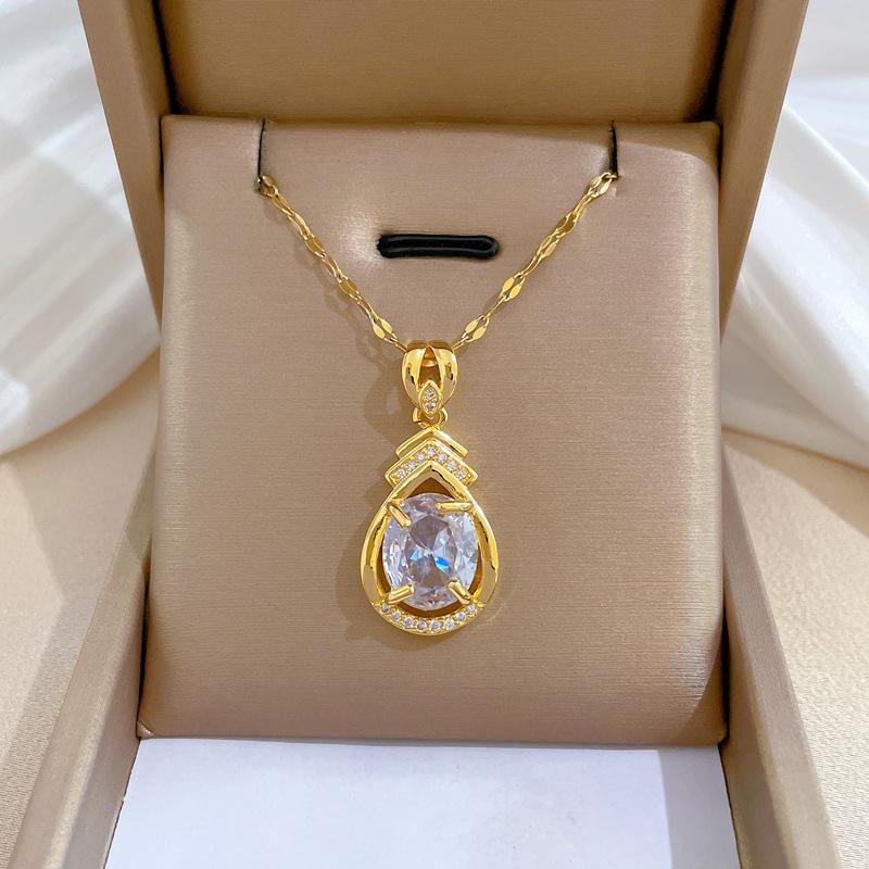 Full Diamond Luxury Light Luxury Banquet Wedding Necklace Female Internet Celebrity Versatile Collarbone Chain Titanium Steel Chain