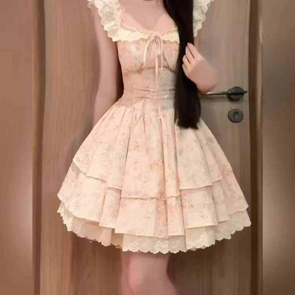 Pink Floral Small Flying Sleeve Dress, Gentle and Sweet, Beautiful and Unique Waist A-word Puffy Skirt