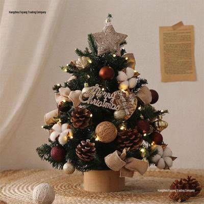 Jelmez kellékek – Karácsonyi díszek