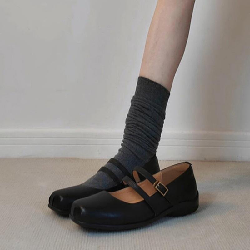 Sauskinnversjon~ Koreansk versjon av høst retro firkantet tå ballerinasko damesko fransk temperament grunn munn Mary Jane enkeltsko smal