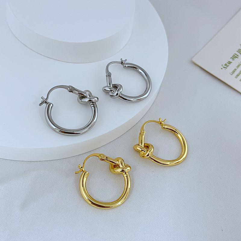 

Chic Minimalist Heart Knot Metal Earrings золотой