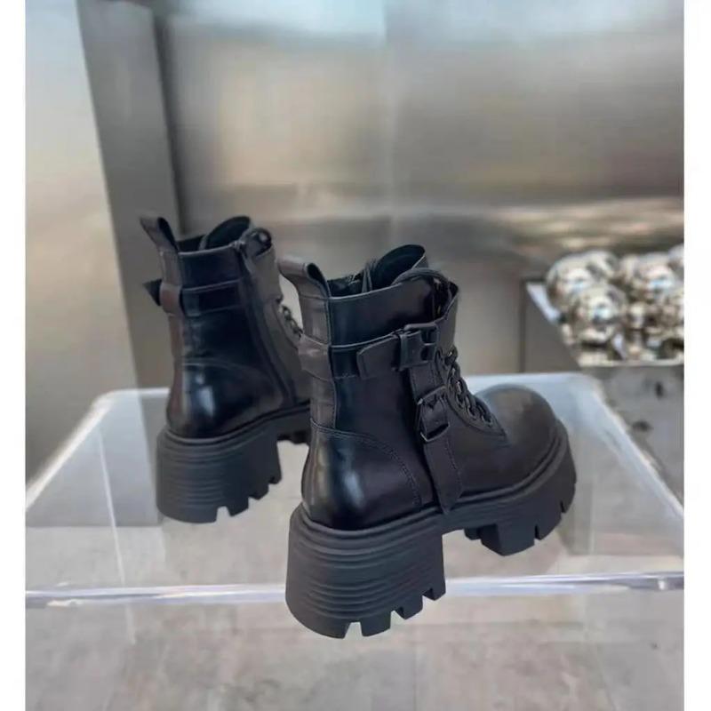 Schwarze Punk-Knöchel-Motorrad-Stiefeletten mit dicken Sohlen, Damen-Schnürstiefel, Frühling, dicker Absatz, Gürtelschnalle, Taschendesigner, klobige Schuhe
