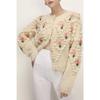Nová ručně háčkovaná výšivka Smažené těsto Twist Pearl Button Pletený svetr Cardigan Jacket