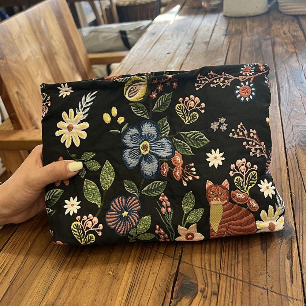 Korean Style Embroidered Cosmetic Bag Large Capacity Clutch Makeup Bag Jacquard Storage Bag Girls