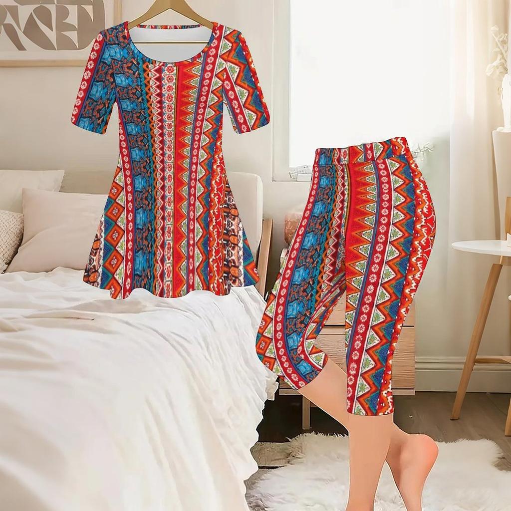 Women Plus Size Printed Two Piece Set Round Neck Short Sleeve Flared Top Capri Pants