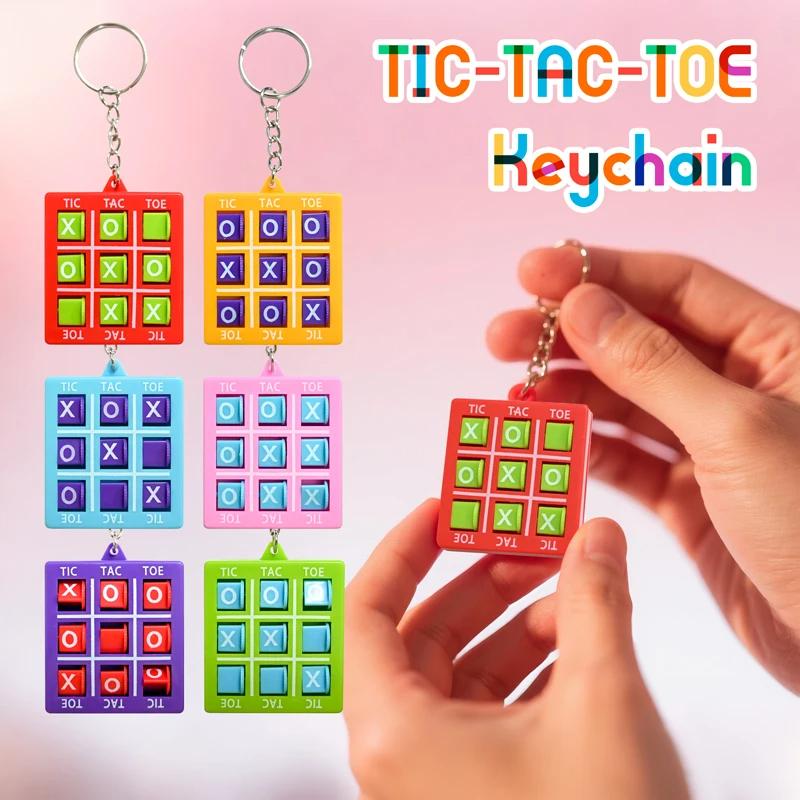 4PCS Keychain Chess OX Game Key Chain Pendant Lightweight Portable Puzzle Game Key Ring for Children Adults