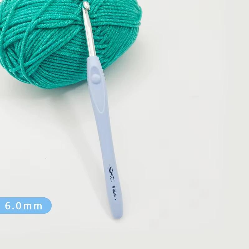 1pc 1.5-6mm Blue Crochet Hook Soft Plastic Handle Aluminum Knitting Needle for Women Adults Kids Children Beginners