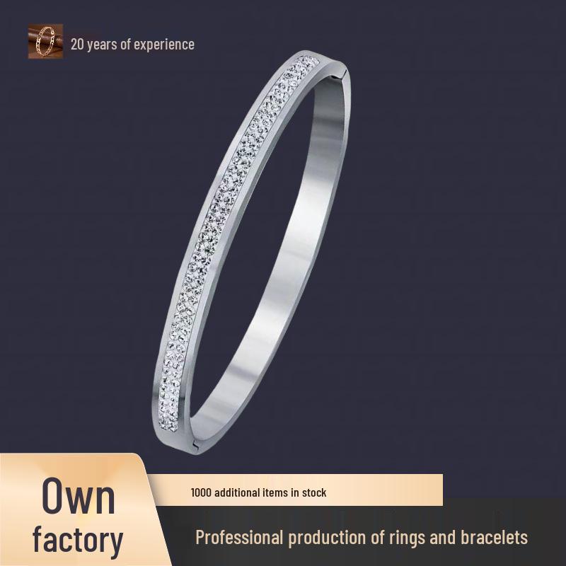 High-End Colorfast Titanium Steel Bracelet for Girls - Elegant, Durable Stainless Steel Jewelry