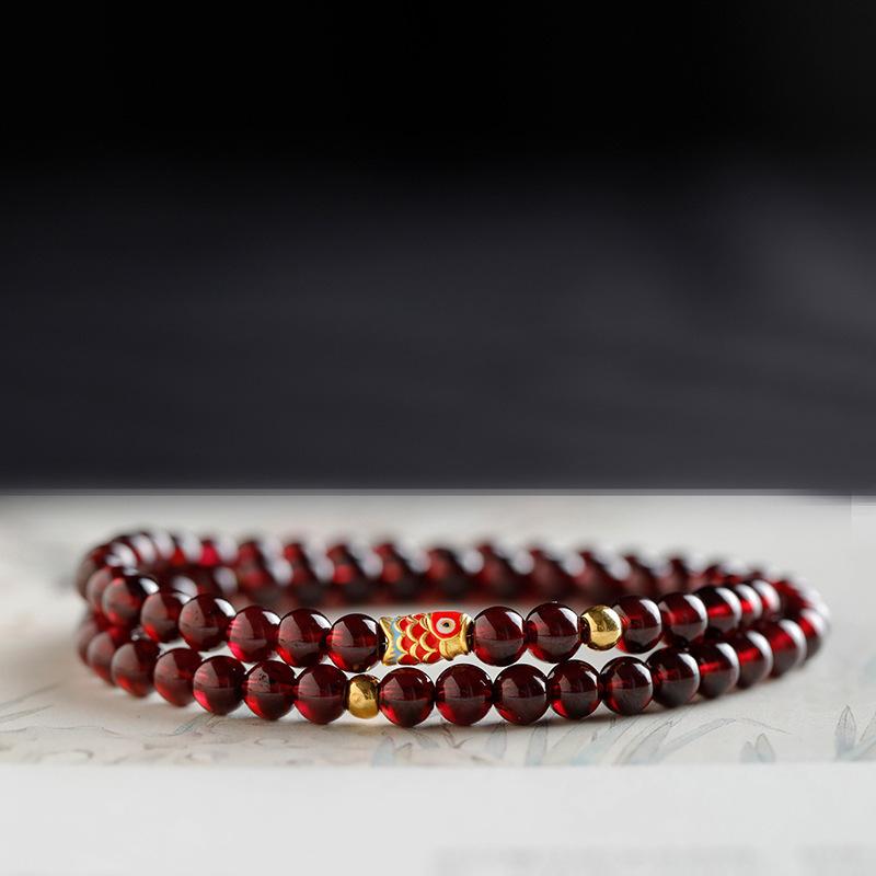 Hua Ying Natural Wine Red Garnet Bracelet for Women, Light Luxury Niche Exquisite Koi Fish Fortune Bead Multi-loop Bracelet