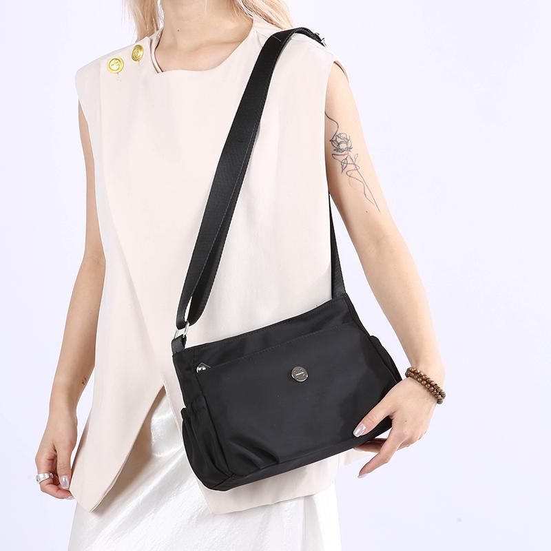 Einfarbige Damen Umhängetasche mit großem Fassungsvermögen und mehreren Fächern, leichte Pendler-Schultertasche, Mamatasche