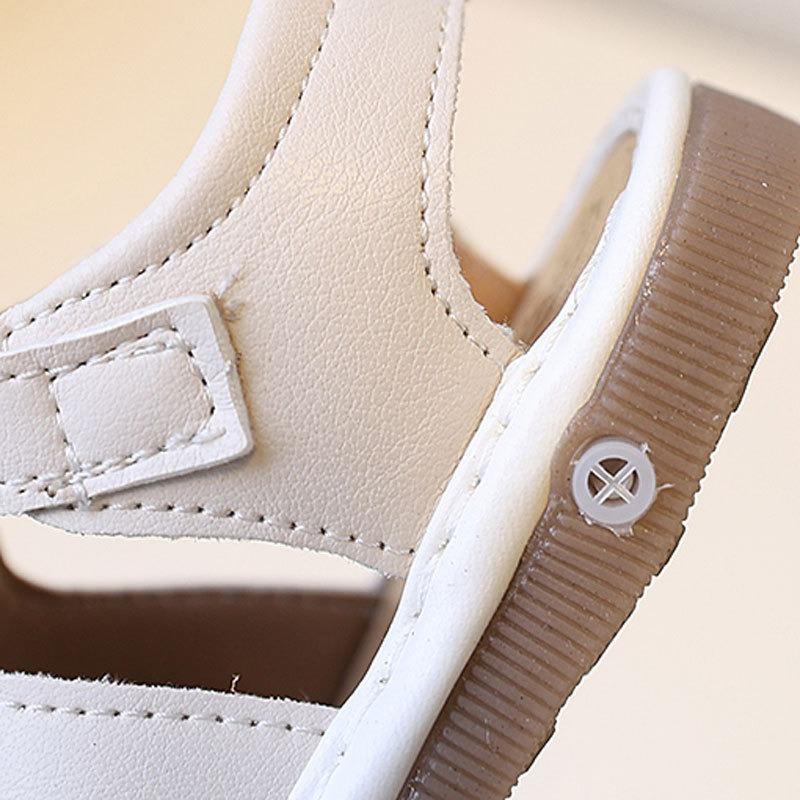 Summer Sandals for Baby Girls 0-1-2 Years Old, Soft-Soled Infant Walking Shoes, Floral Squeaky Shoes with Closed-Toe Design.