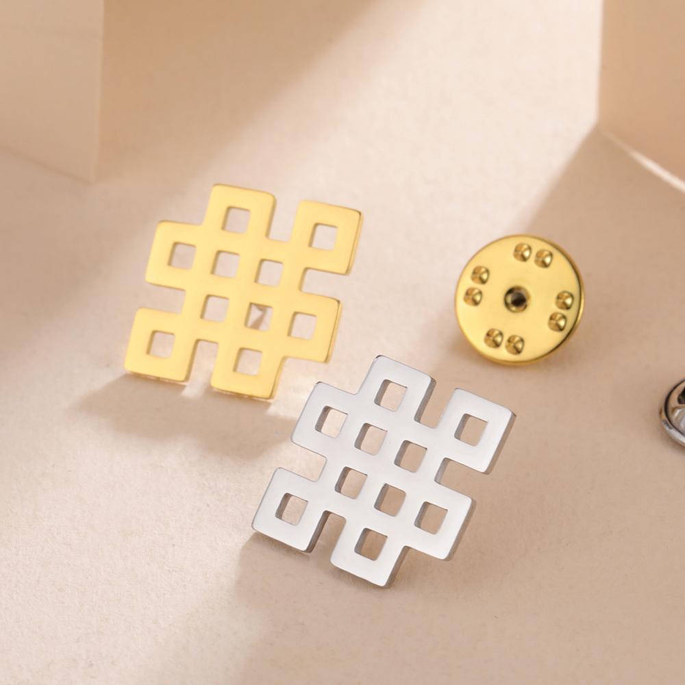 Dawapara Vintage Endless Knot Symbol Brooches Good Luck Chinese Knot Brooch Lapel Pin Stainless Steel Accessories