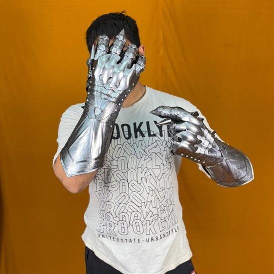 Nazgul-Inspired Etched Gauntlet Gloves  Medieval Cosplay Armor Gothic Fantasy Costume Perfect Halloween  LARP Gift
