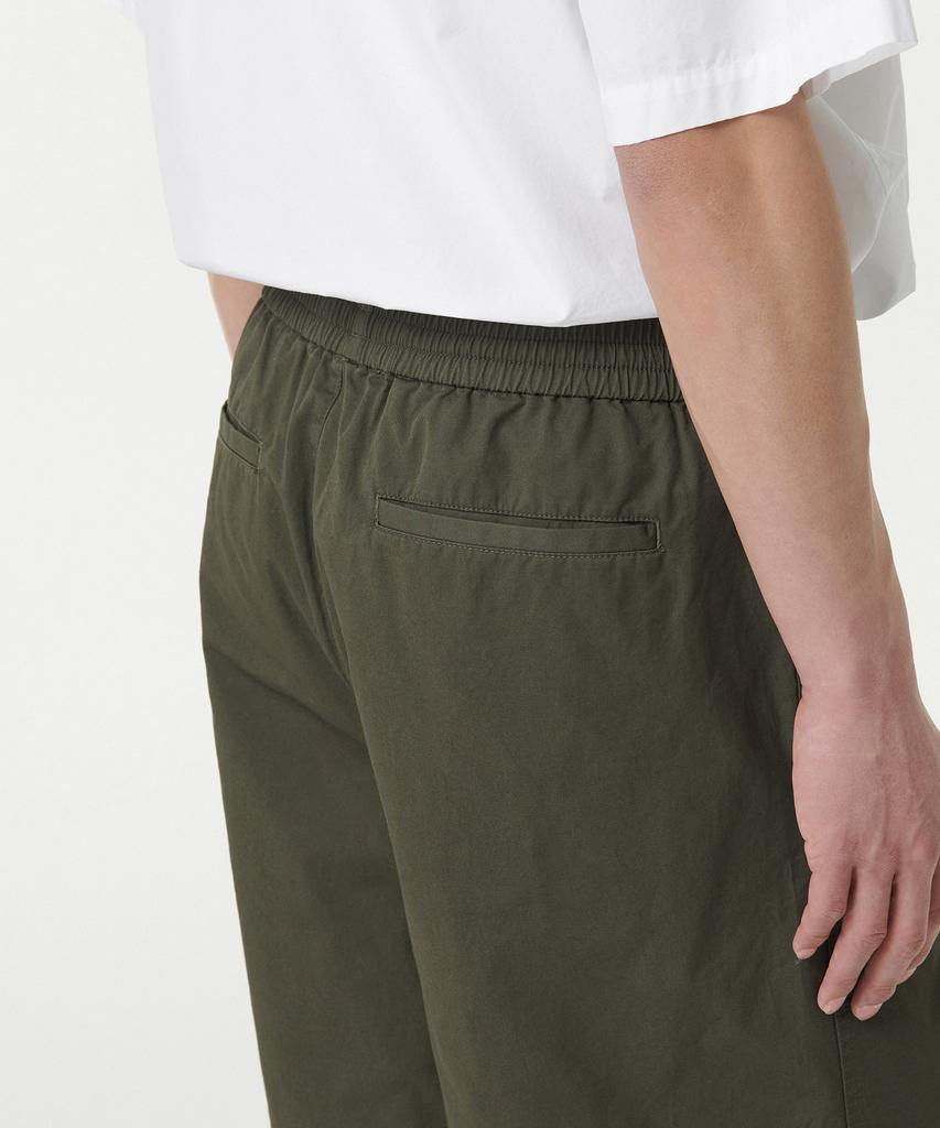 MUSINSA STANDARD Cotton One-Pleat Wide Elastic Shorts [Khaki]
