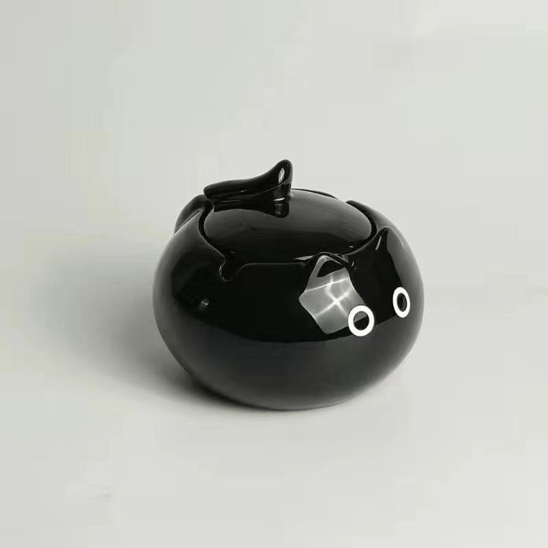 Charming Ceramic Ashtray: Stylish Ornament for Office or Living Room