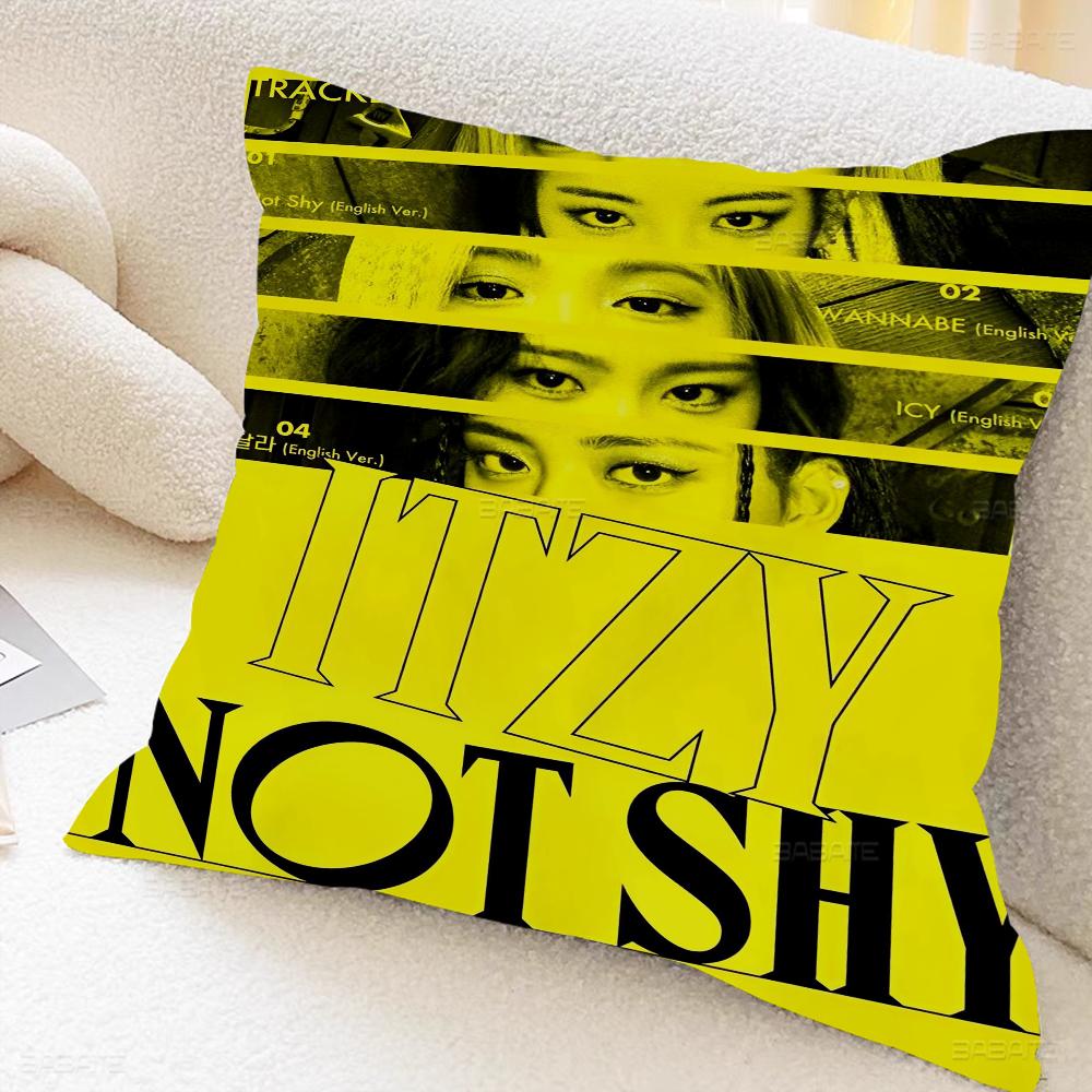 J-YP I-itzy Girls 45*45cm Cushion Cover Pillow Cover Decor Pillowcase Home Pillowcase For Couch Pillow