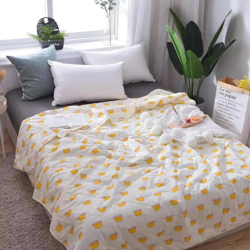 Factory Price Silk Blanket Silky Cooling Thin Quilt Summer Blanket Can  Machine-wash Single/Queen/King Size