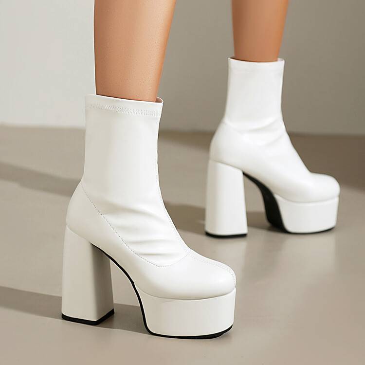 Jesień nowe wodoodporne stół Francuskie małe krótkie buty super wysoki obcas duże rozmiary buty gruba podeszwa kwadratowy nosek buty