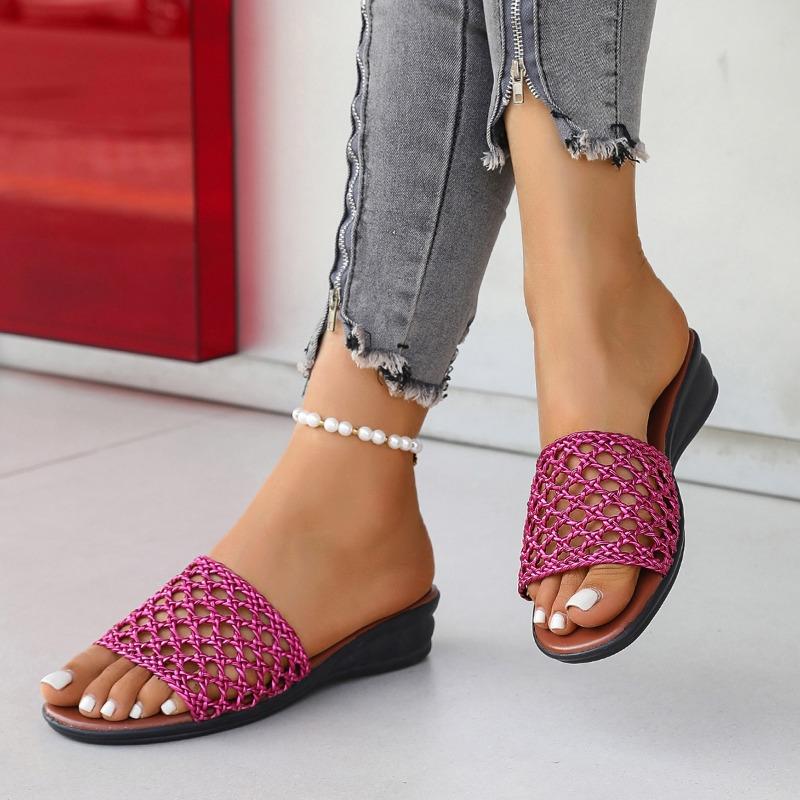 

Модная женская обувь 2025 Базовые женские тапочки Модные уличные повседневные летние больших размеров С вырезами Лаконичные удобные тапочки на танкетке 42