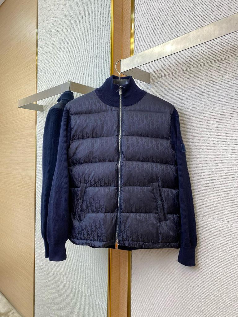 D Brand Oblique Print Stand Collar Down Jacket - Winter Warmth for Couples