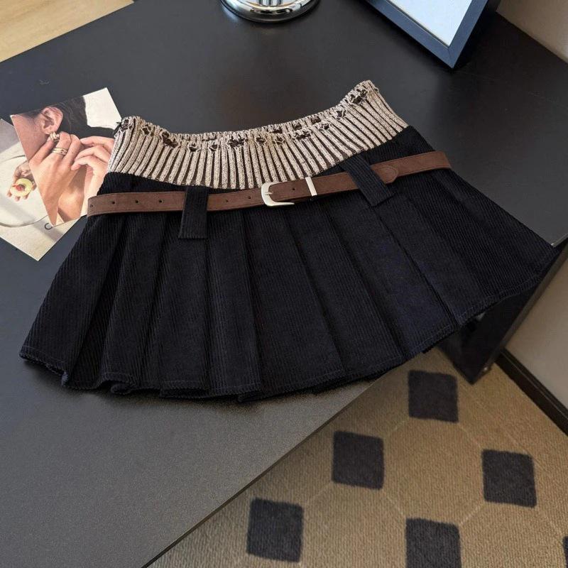 European & American Style Retro Knit Waistband Corduroy Pleated Short Skirt for Fall/Winter