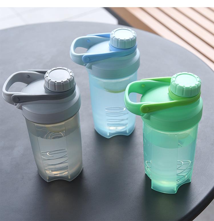 500ml Sports Protein Shaker Bottle with Logo - Ideal for Smoothies and Water