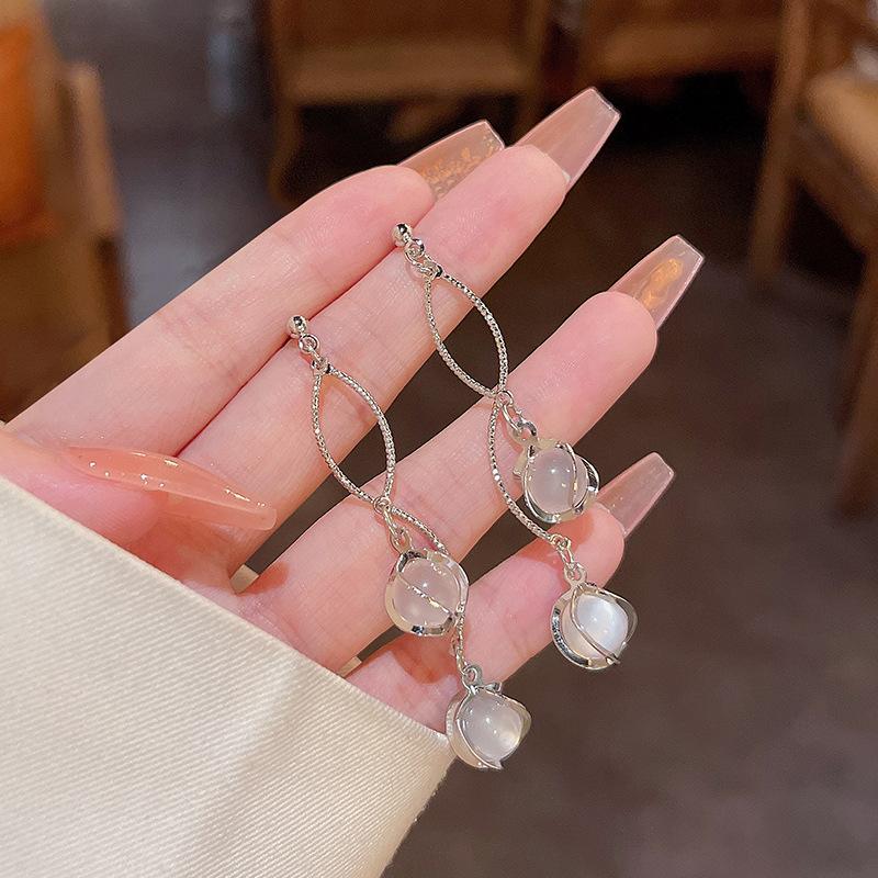 Long Fringed Zircon Earrings Light Luxury Niche Versatile Temperament Bow Stud Earrings