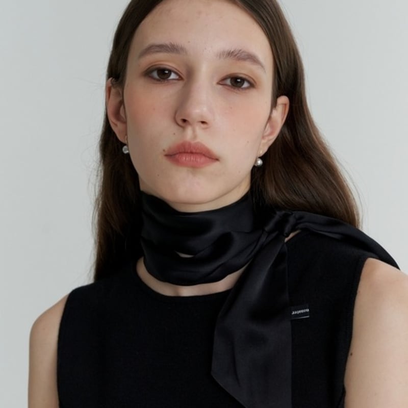 LOVE ME MONSTER Essential Long Silk Scarf_BK (L233MSF010)