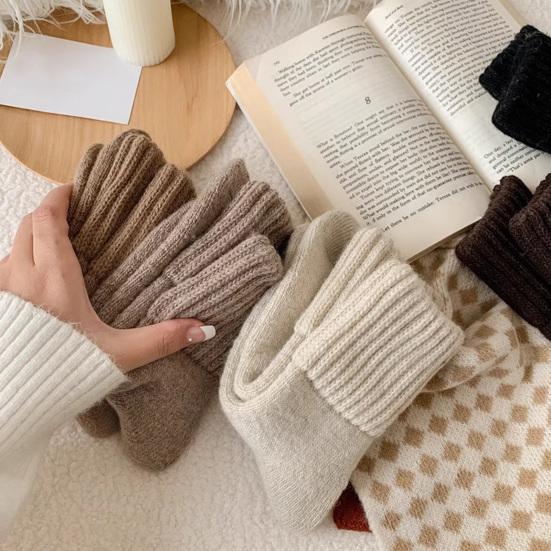 Unisex Thick Crew Socks Solid Color Warm Winter Socks Ribbed Stretchy Casual Socks for Women Leggings And Low Cut Boots