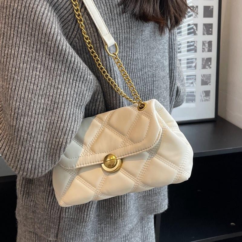 Chic Black Quilted Chain Crossbody Bag For Women Stylish Pu Leather Shoulder Purse