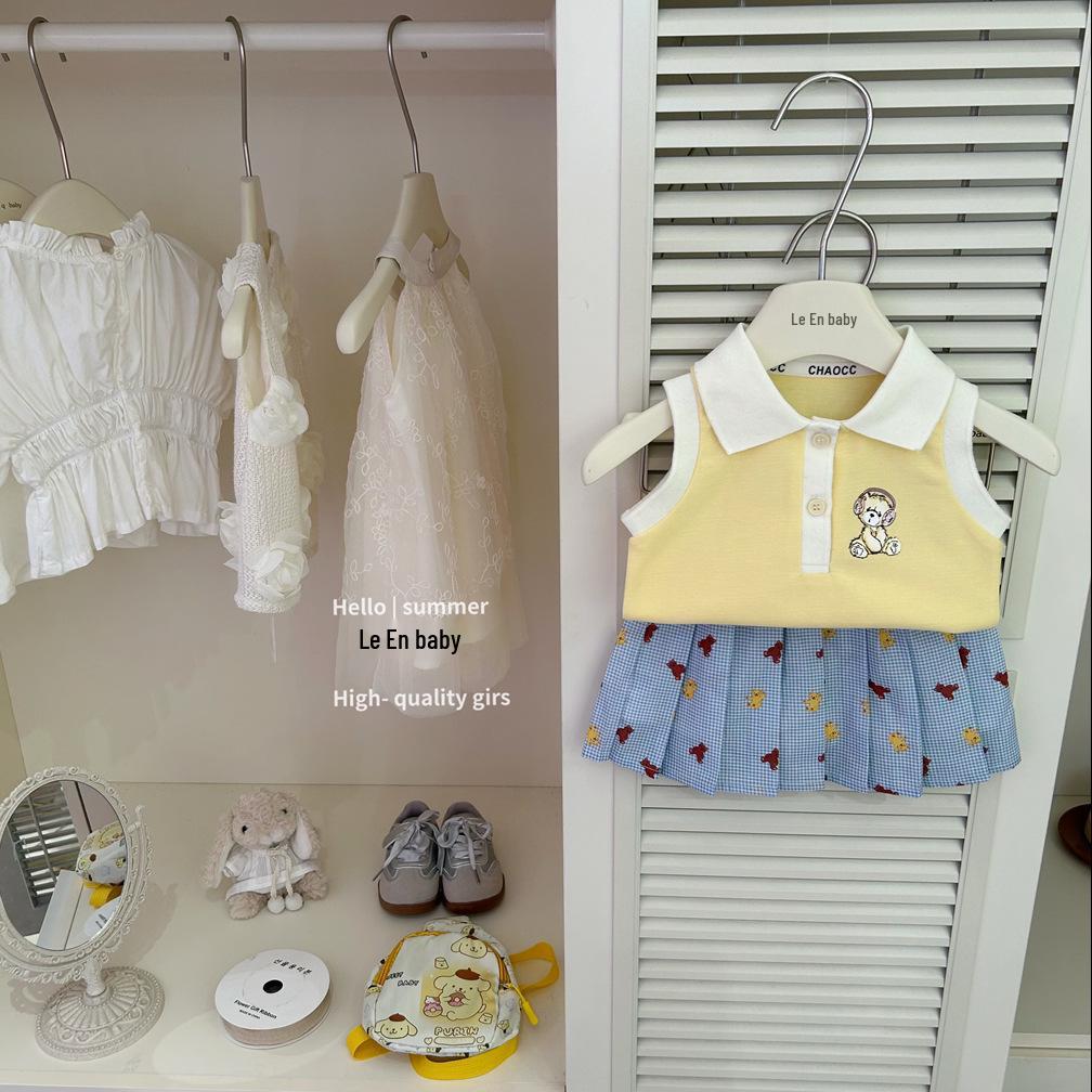

Leenbaby Girls Yellow Polo Tank & Plaid Skirt Cartoon Set 100 cm