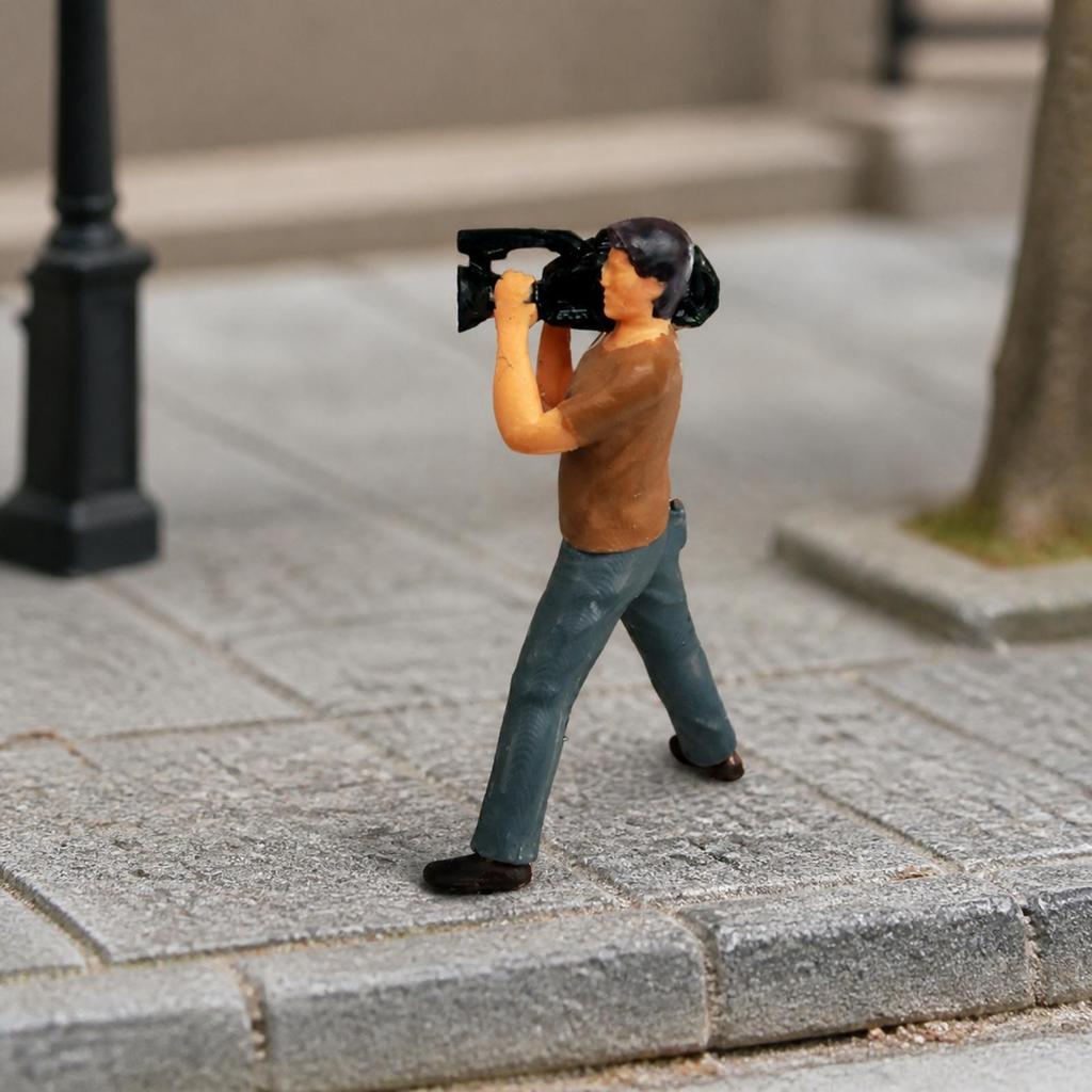 1:64 Scale Photographer Figure with Camera Hand Painted