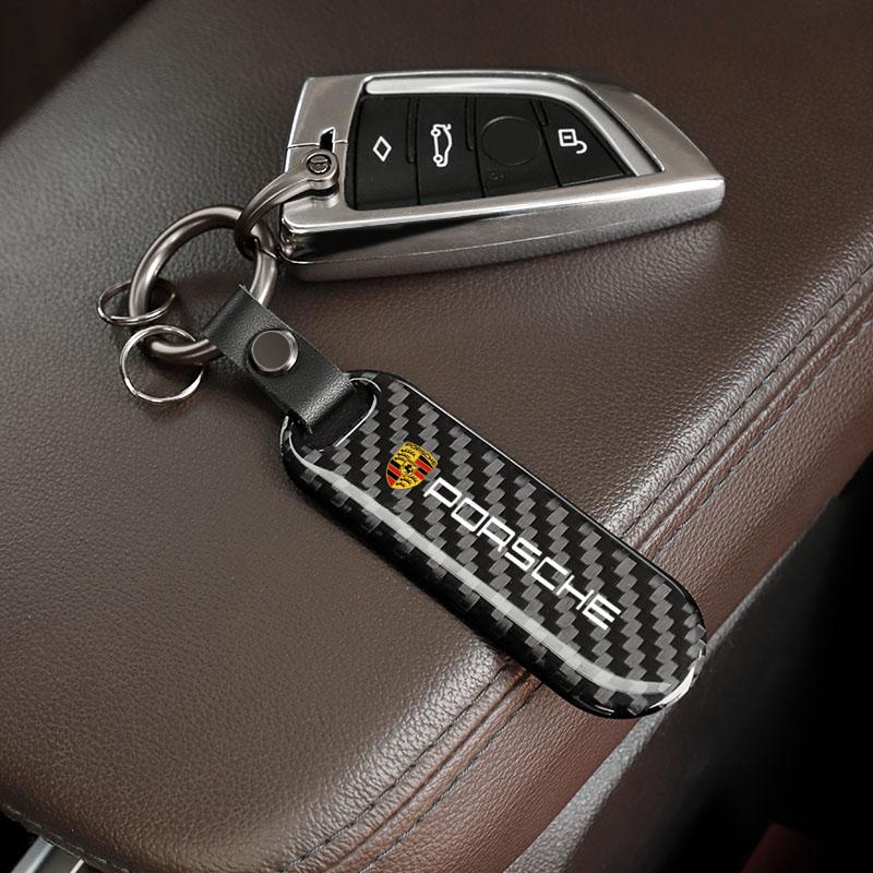 Carbon Fiber Texture Car Key Chain Ring Auto Keychain For Porsche 911 718 Taycan Panamera Cayenne Macan Boxster Cayman Pajun 918