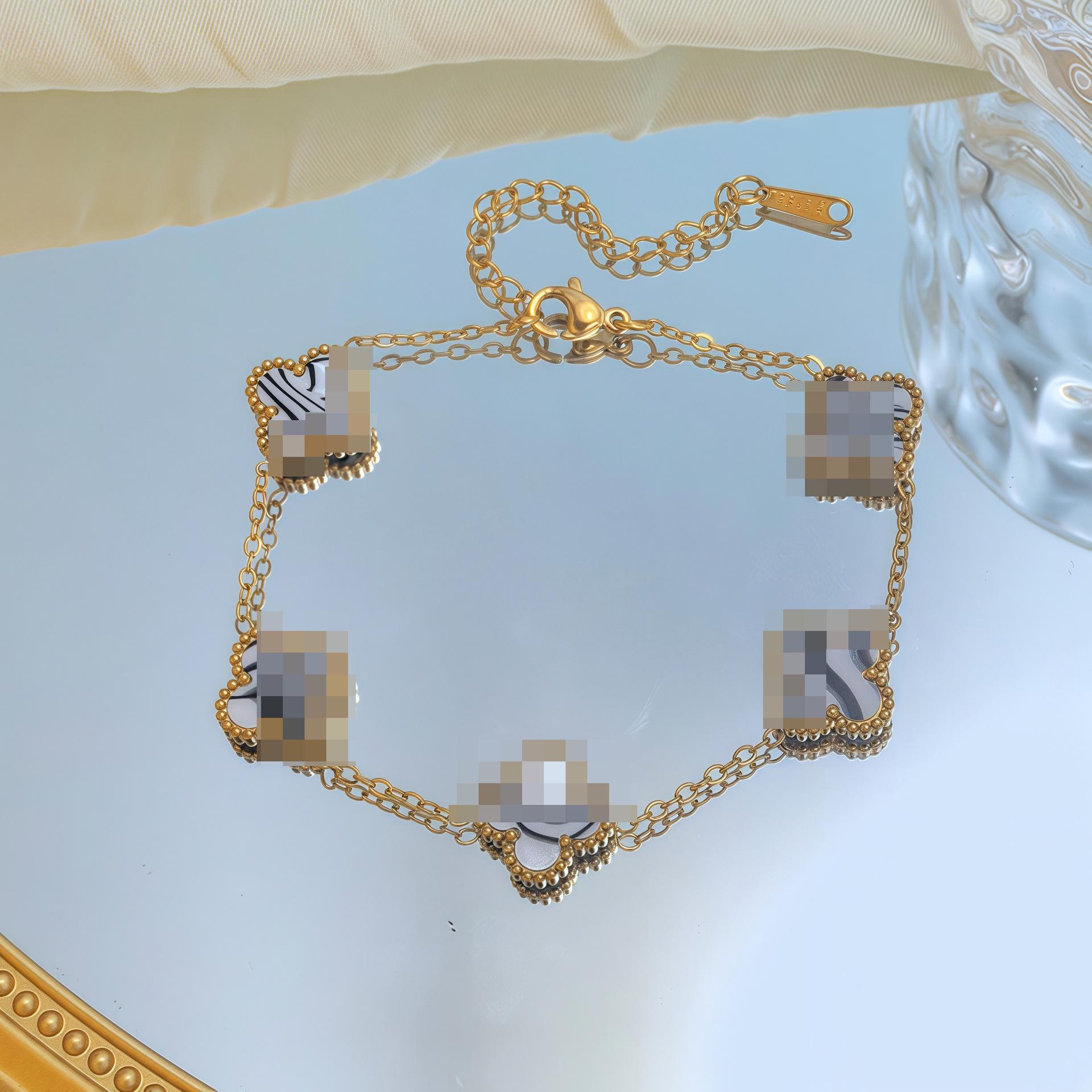 Браслет из титановой стали с четырехлистником удачи 18K Gold, двусторонний, женский, модный, не тускнеющий, универсальный, 13 мм.