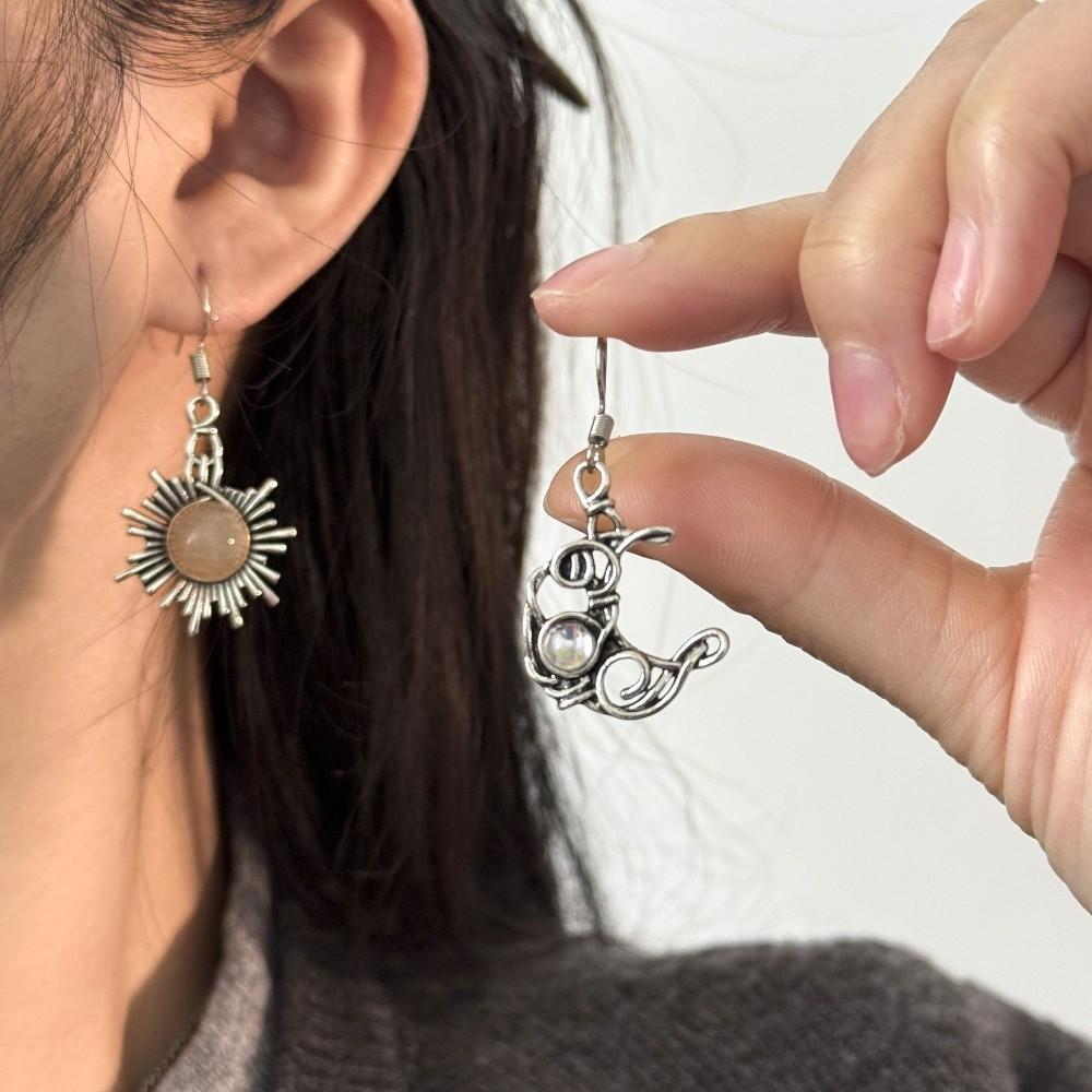Personality Earrings Retro Silver Plated Earrings Sun Moon Pattern Dangle Earrings Women
