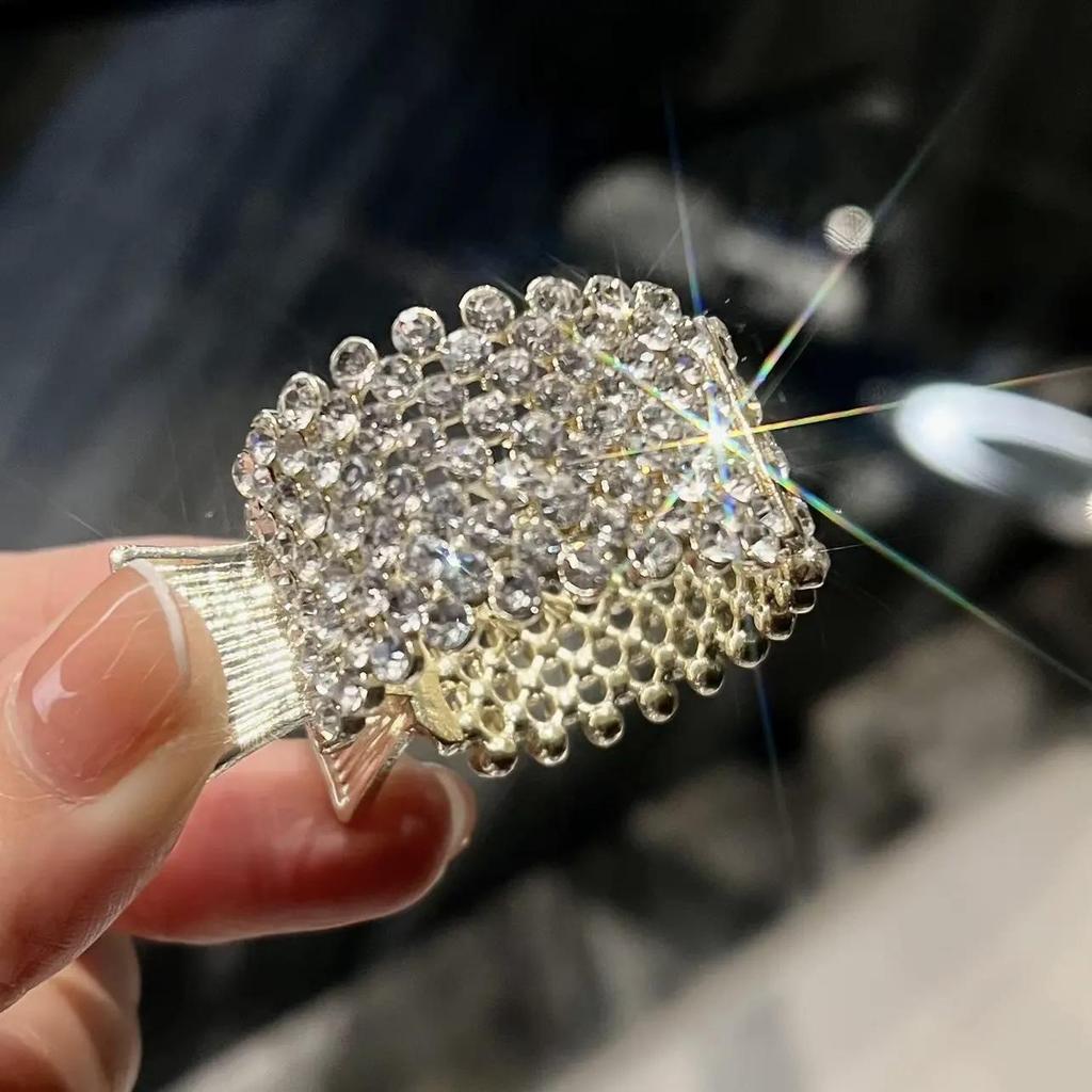 High-End Large Metal Claw Hair Clip for Women - Elegant Updo Accessory