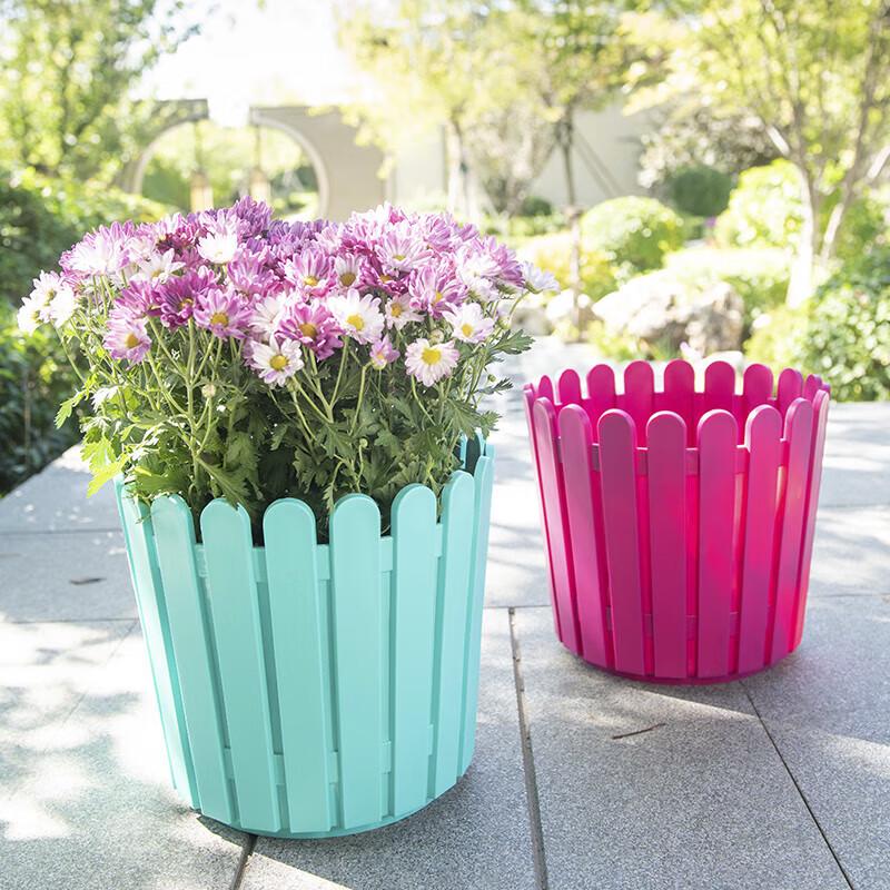 Huálóngdùn European Style Fence Planter