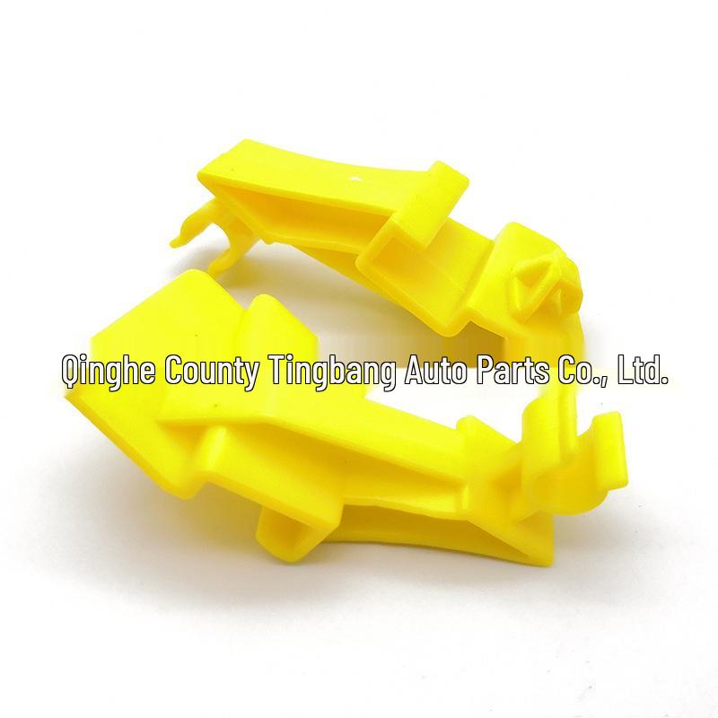 

Ford Ecosport/Fiesta Front Hood Support Strut Clip (2009) Kellyan