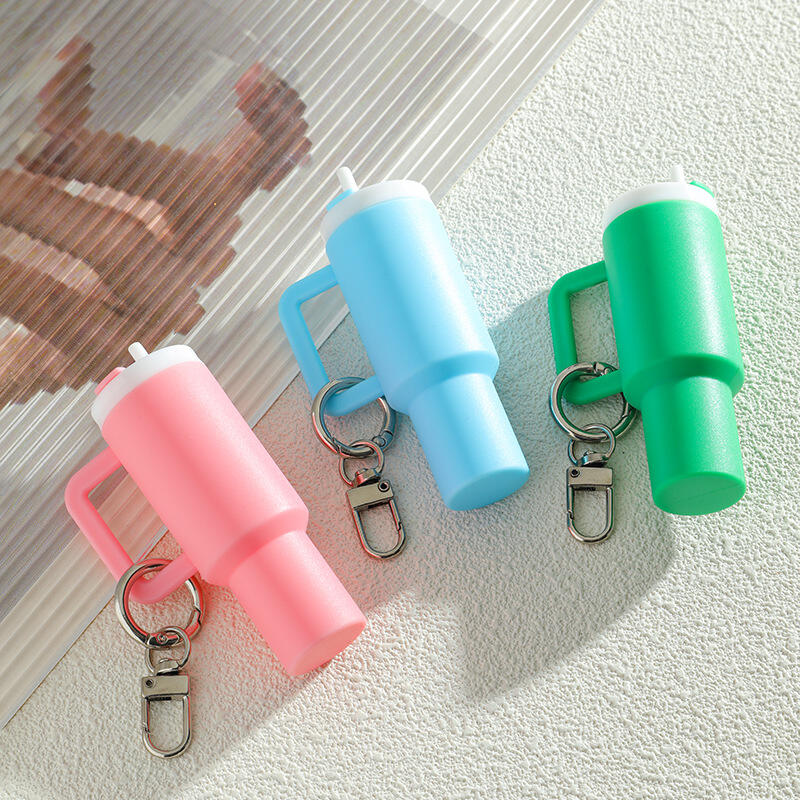 Lip Balm Storage Mini Tumbler Keychain 6 Colors Portable Cute