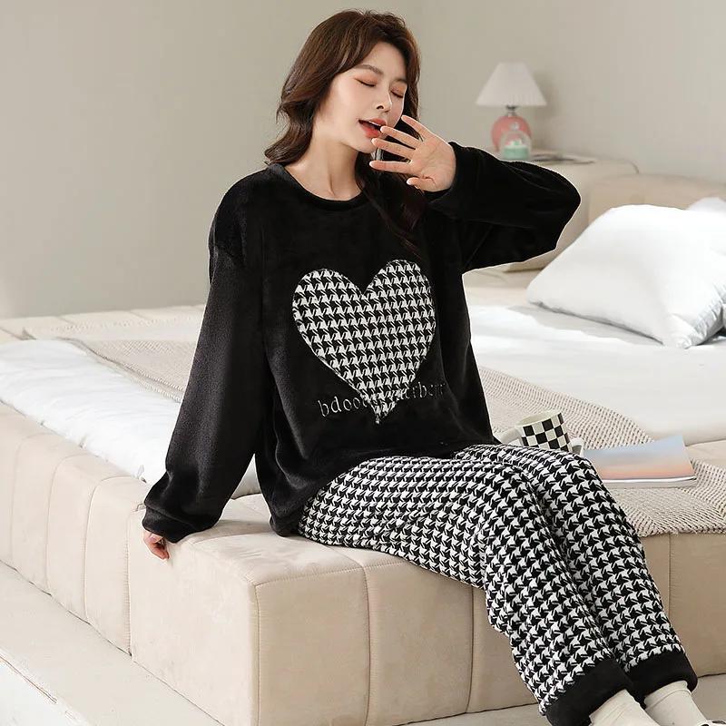 Winter Thickened Warm Flannel Women Pajamas Loungewear Long-Sleeved Two-Piece Cartoon Bear Coral Velvet Girl Sleepwear Homewear