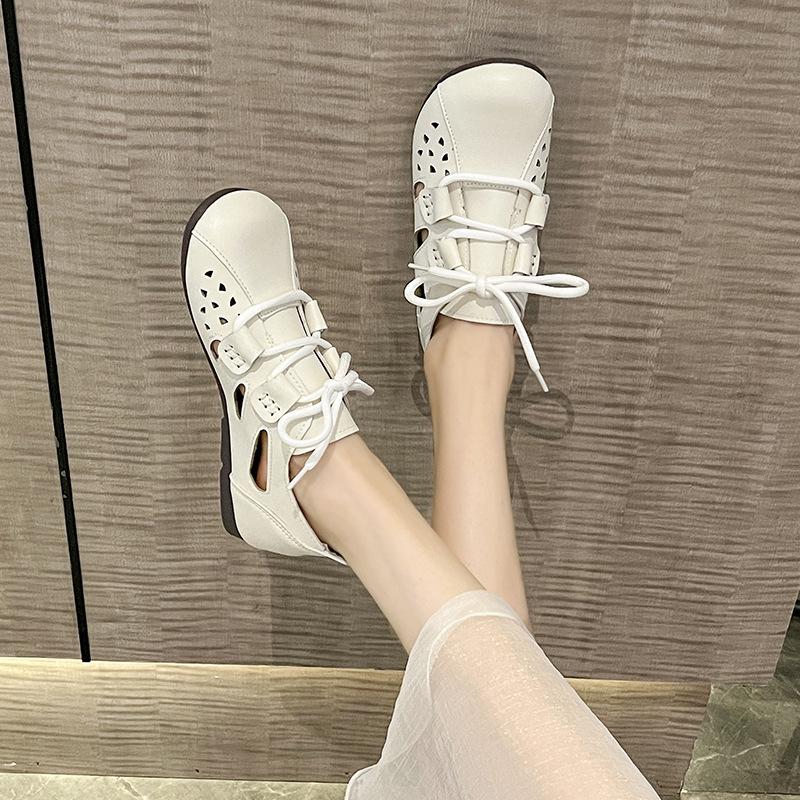 

Ретро мода ажурные дышащие мягкие подошвы женские туфли 2024 новые ПУ шнуровка удобные плоские повседневные туфли для женщин 35 бежевый