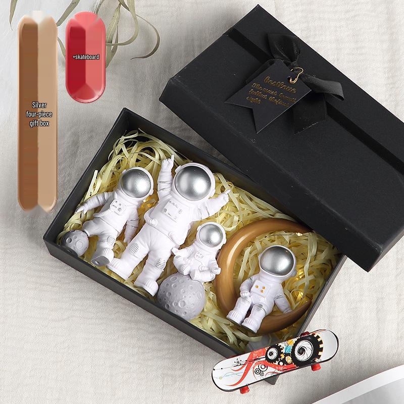 Small Resin Astronaut Figurine - Perfect for Home Decor, Valentine's, or Birthday Gift