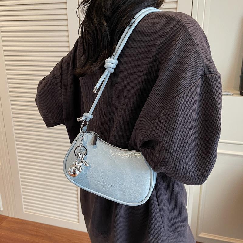 Summer popular niche underarm bag women's 2025 new foreign style versatile crossbody bag super hot solid color shoulder bag