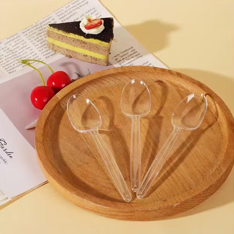 Einweg-Plastiklöffel