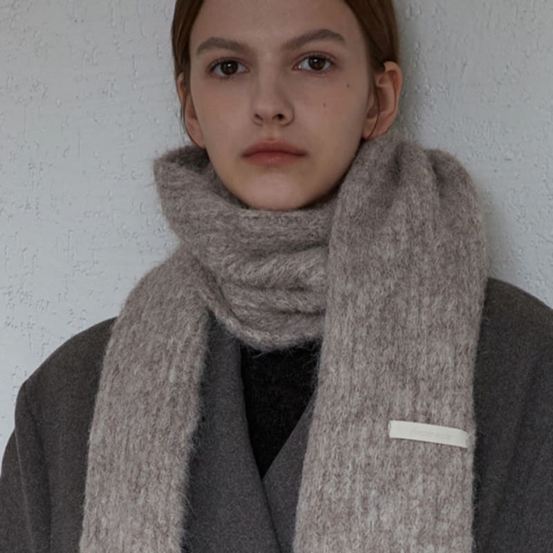 Amour Moier Hairy Wool Muffler 2 Colors amr1728