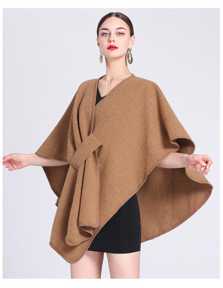European & American Autumn/Winter Fashion Shawl Cape: Plus Size Knitted Cardigan Cloak for Women