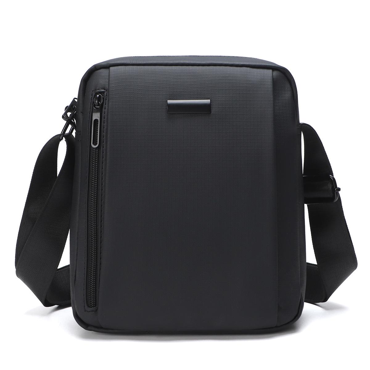 

Мужская ультратонкая легкая износостойкая сумка кроссбоди на грудь в японском стиле, водонепроницаемая, большой вместимости, повседневная сумка для планшета 20x8x24 cm чёрный