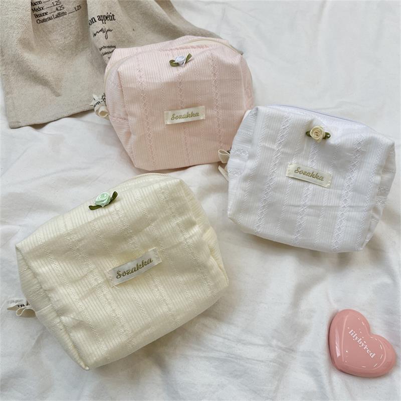 Cute Sweet Rose Square Cosmetic Bag Portable Travel Storage Bag Women Zipper Clutch Coin Purse Girl Sanitary Napkin Package Gift