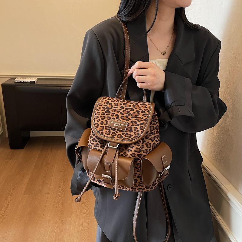 Leopard Print Trendy Cool Backpack Women's Autumn New Retro Fashion Hand Carry Small Backpack Commuting