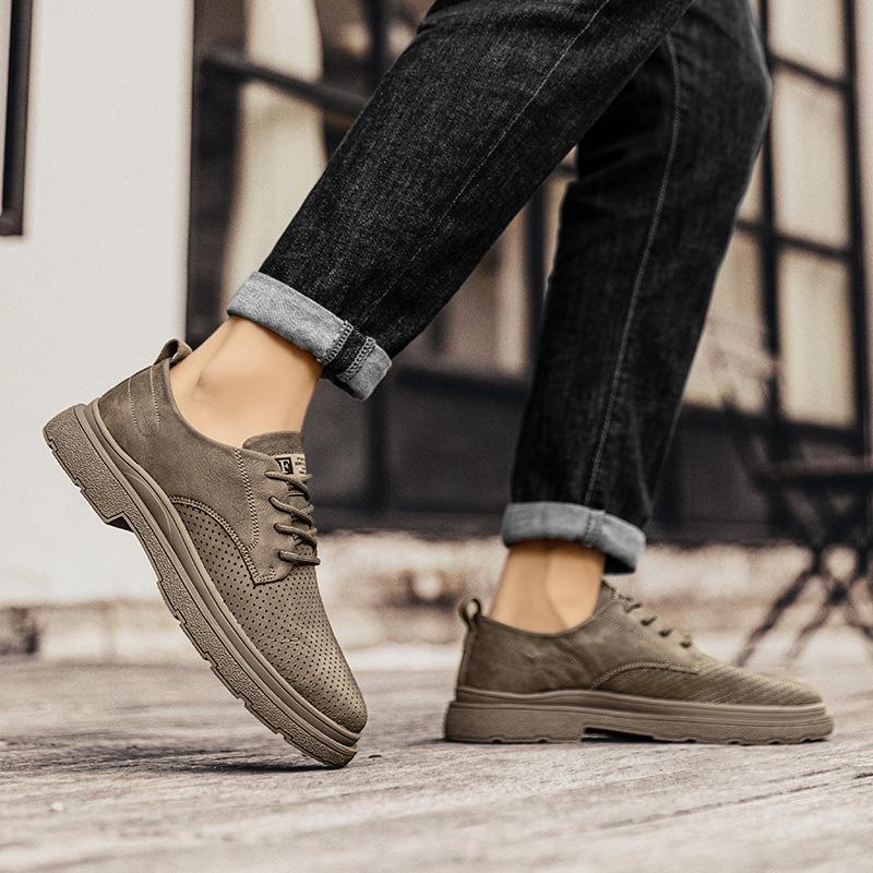 

2025 summer tooling shoes are cool, trendy and comfortable, high-quality punched small leather shoes, breathable Martin small leather shoes 45 коричневый